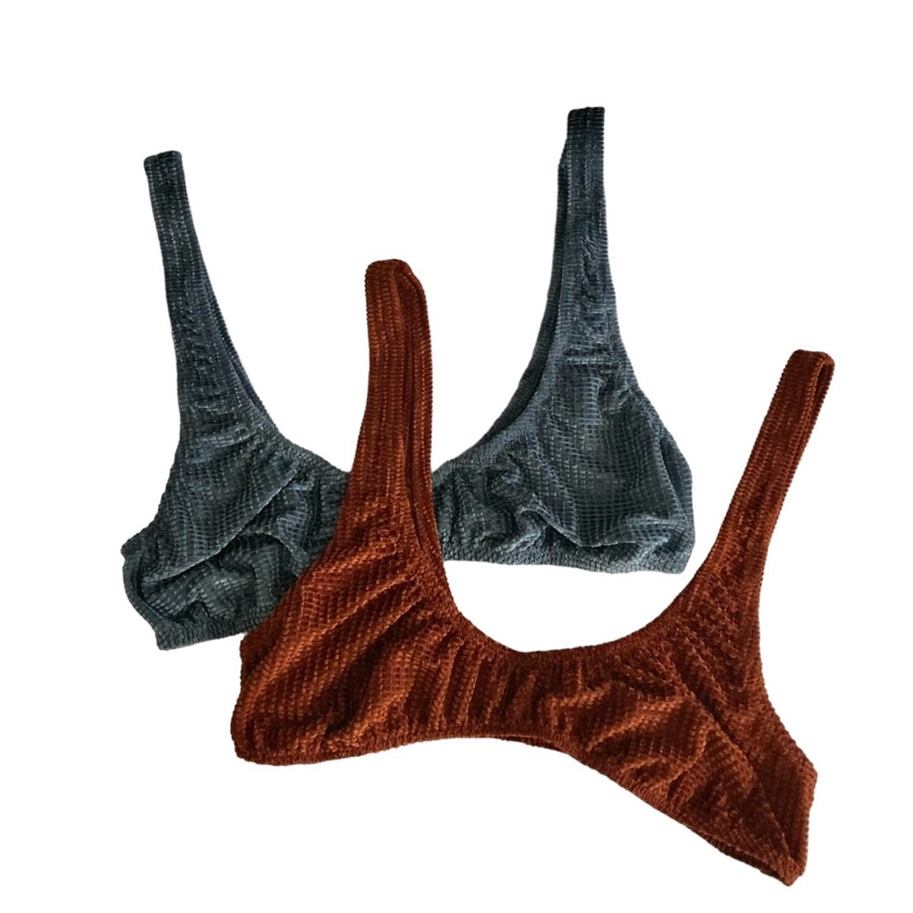 Bundle of 2 Out From Under Replay Velvet Waffle Bralettes Ocean Blue & Rust Red
